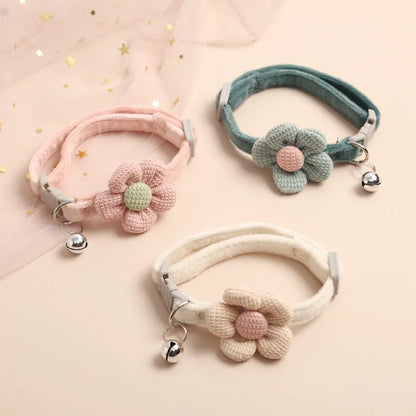 Adjustable Cat Collar with Flower and Bell